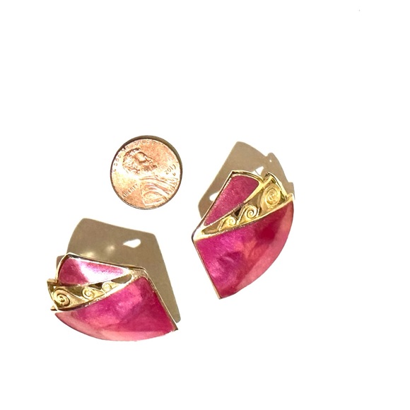 FuchsiaPierced Ear FANTASTIC Enamel COATING VTG/so 80's, beautiful - Picture 2 of 5